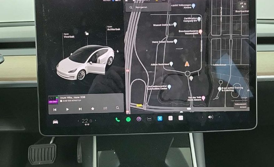 Tesla Model 3 STANDARD RANGE PL. RWD 4D 225KW