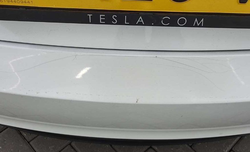 Tesla Model 3 STANDARD RANGE PL. RWD 4D 225KW